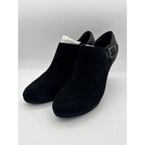 Clarks Women’s Black Ankle Heels Size 10W – Soft Cushion Wide Width Boots